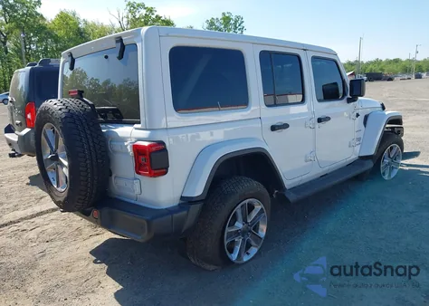 2020 Jeep Wrangler Unlimited Sahara 4X4 from USA, damaged, VIN 1C4HJXEN1LW152769